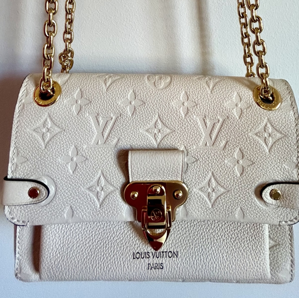 Louis Vuitton Vavin BB. Orig. $2420 - Picture 6 of 7